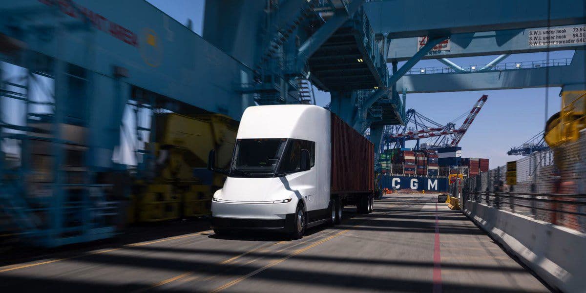 Tesla finally moves to electrify trucking after a decade of work and delays | TechCrunch